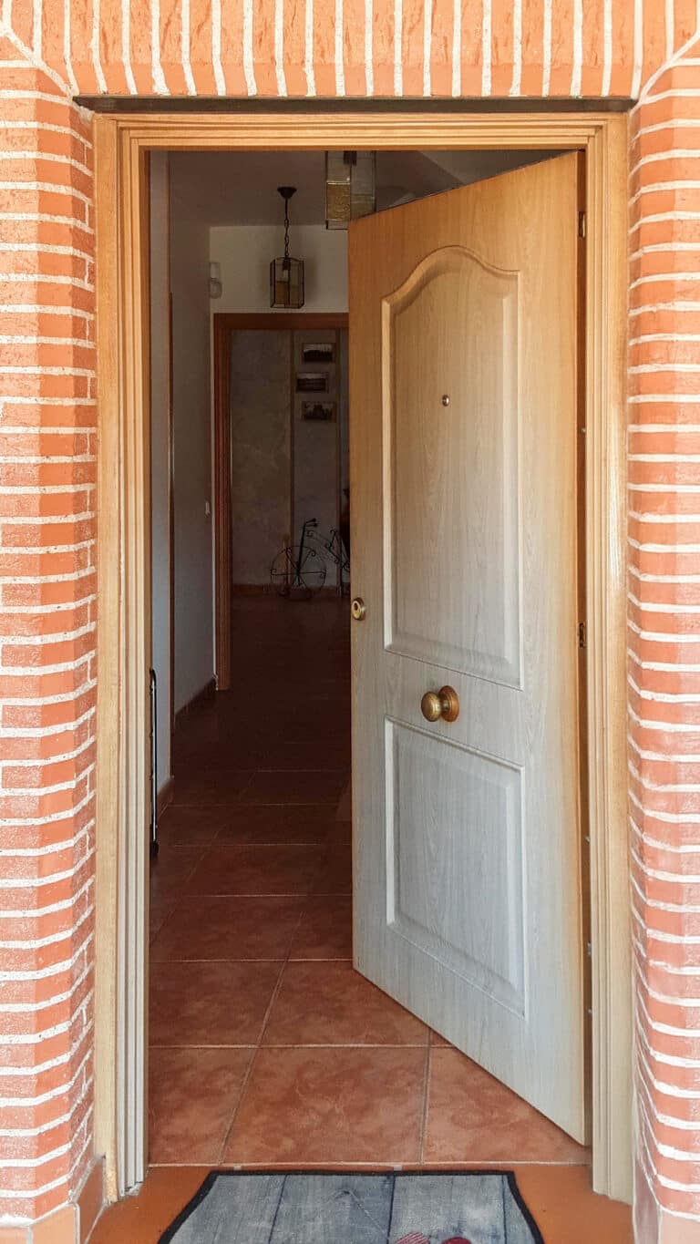 Puertas de seguridad en Madrid | 2025 12 03 ceninpro 01